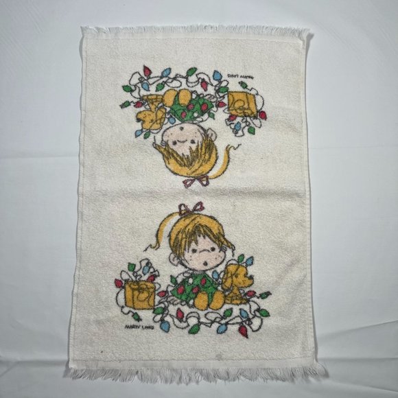 Vintage Marty Links Christmas Towel 15 x 24 Girl w/ Dog and Christmas Lights - Picture 1 of 8